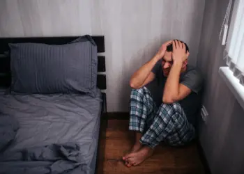 CPTSD vs PTSD : Key Differences, Symptoms, Causes, and Treatment